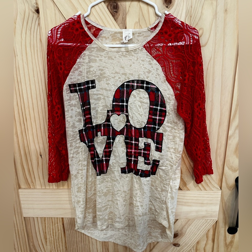 Love T-Shirt